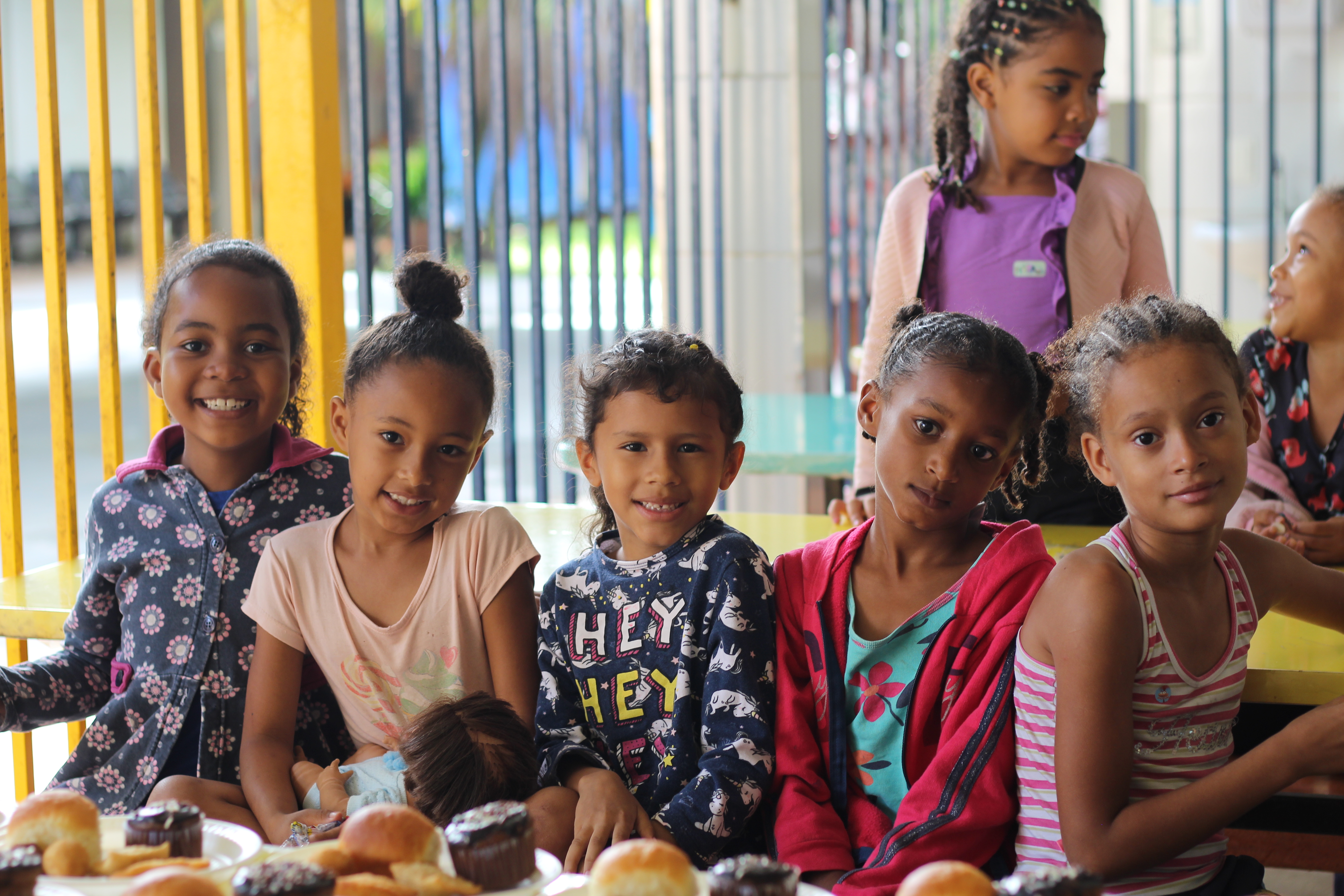 Crianças atendidas pela Ação Moradia